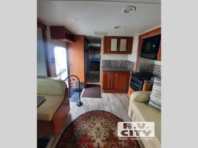 2017 Winnebago Minnie Winnie 31D photo 11