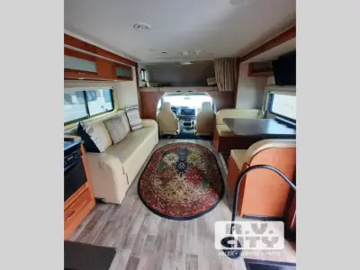 2017 Winnebago Minnie Winnie 31D photo 10