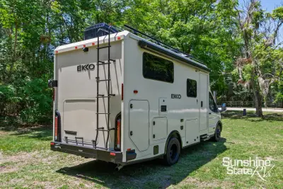 2027 Winnebago Ekko Ford 22A photo 4