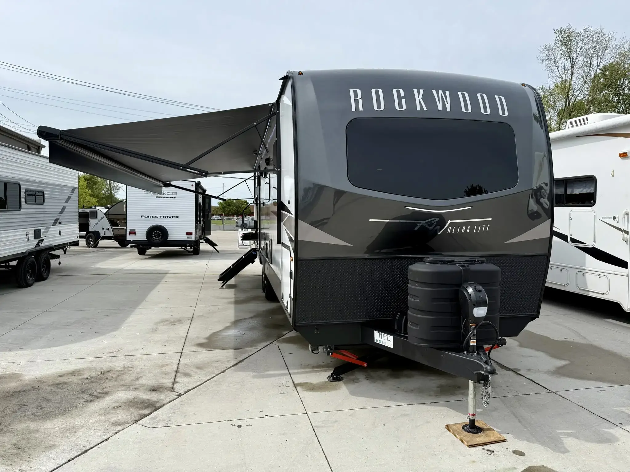 2025 Forest River Rockwood Ultra Lite 2706BH exterior