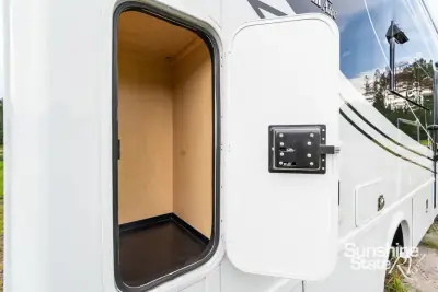 2026 Newmar Freedom Aire 2515 Std photo 32