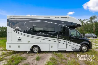 2026 Newmar Freedom Aire 2515 Std photo 2
