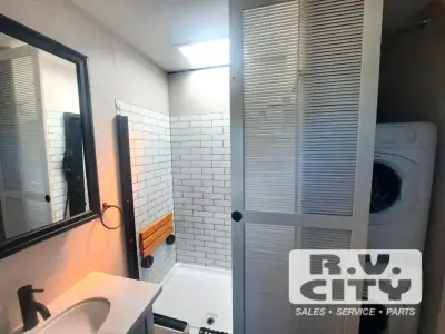 2025 Jayco Jay Flight Bungalow 40RLTS photo 11