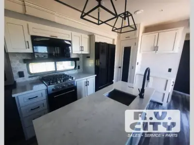 2025 Jayco Jay Flight Bungalow 40RLTS photo 6