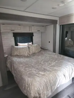 2024 Coachmen Catalina Legacy Edition 303RKDS photo 7