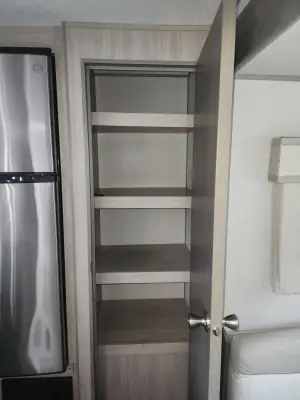 2024 Coachmen Catalina Legacy Edition 303RKDS photo 6