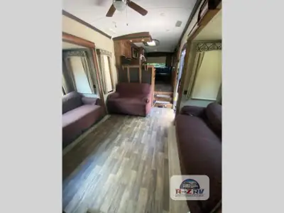 2016 Keystone Montana 3820FK photo 5