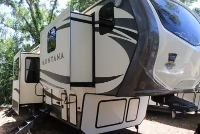 2016 Keystone Montana 3820FK