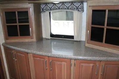 2016 Keystone Montana 3820FK photo 10
