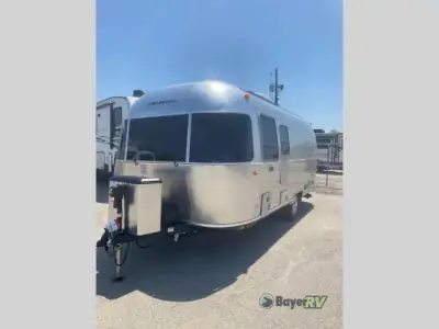 2027 Airstream Bambi 22FB photo 6