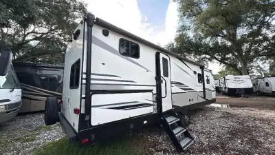 2022 Cruiser Twilight Signature TWS2800 photo 8