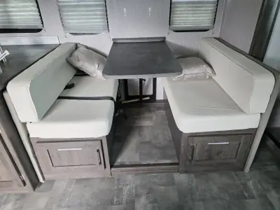 2022 Coachmen Pursuit 31BH photo 12