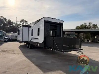 2025 Dutchmen VOLTAGE V SERIES 3800 photo 5