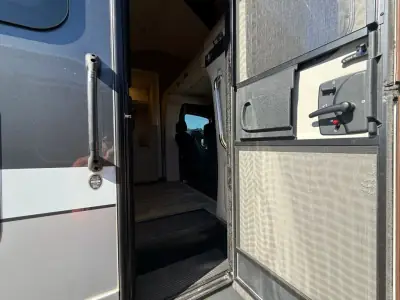2020 Tiffin Motorhomes WAYFARER 25 RW photo 13