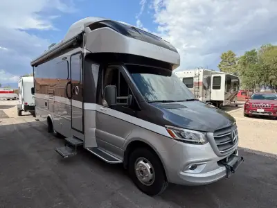 2020 Tiffin Motorhomes WAYFARER 25 RW