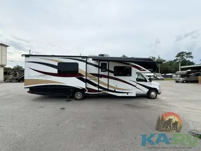 2015 Fleetwood JAMBOREE SPORT 31D photo 2