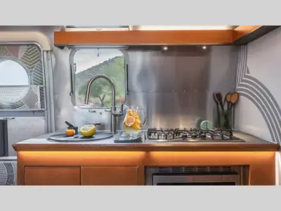 2027 Airstream Frank Lloyd Wright Limited Edition 28RB photo 27