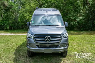 2026 Roadtrek SS Agile AWD photo 9