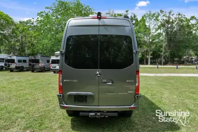 2026 Roadtrek SS Agile AWD photo 4