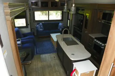 2019 Jayco Eagle 321RSTS photo 18