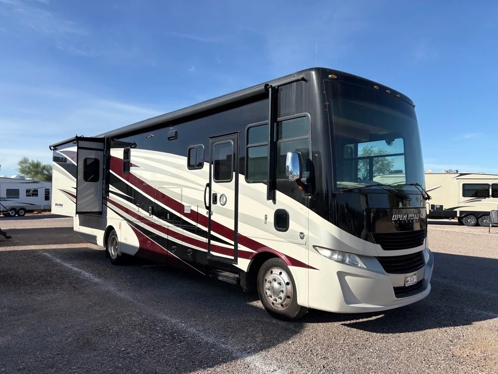 2018 Tiffin Motorhomes ALLEGRO OPEN ROAD 32SA exterior