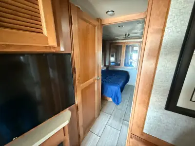2018 Tiffin Motorhomes ALLEGRO OPEN ROAD 32SA photo 32