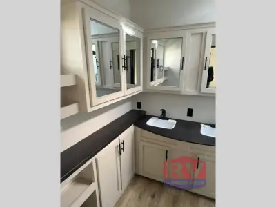 2026 Forest River Sabre 37FLH photo 31