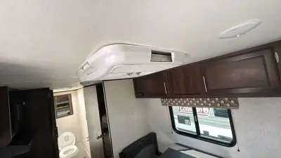 2020 Jayco Jay Flight SLX 7 174BH photo 25