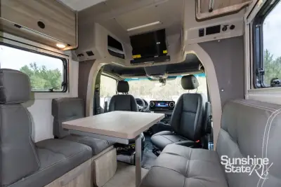 2027 Winnebago Ekko Sprinter 23B photo 33