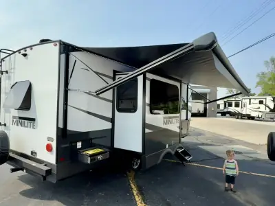 2025 Forest River Rockwood Mini Lite 2518S photo 5