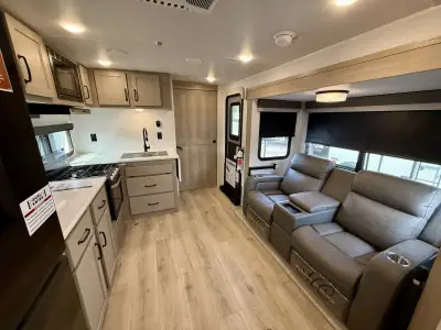 2025 Forest River Rockwood Mini Lite 2518S photo 27