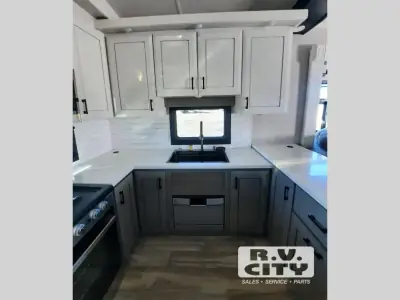 2025 Jayco Pinnacle 38FBRK photo 10