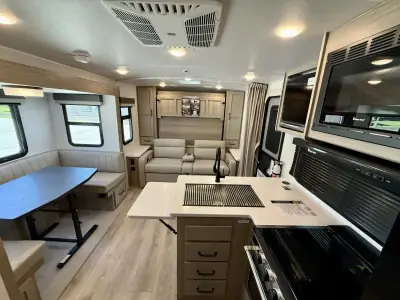 2025 Forest River Rockwood Mini Lite 2519S photo 48