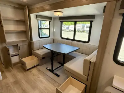 2025 Forest River Rockwood Mini Lite 2519S photo 24