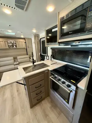 2025 Forest River Rockwood Mini Lite 2519S photo 31