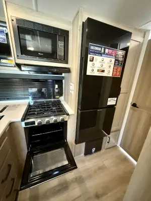 2025 Forest River Rockwood Mini Lite 2519S photo 34