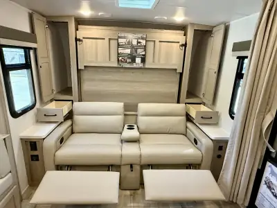 2025 Forest River Rockwood Mini Lite 2519S photo 17