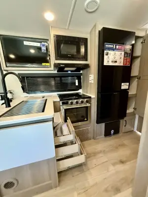 2025 Forest River Rockwood Mini Lite 2519S photo 29