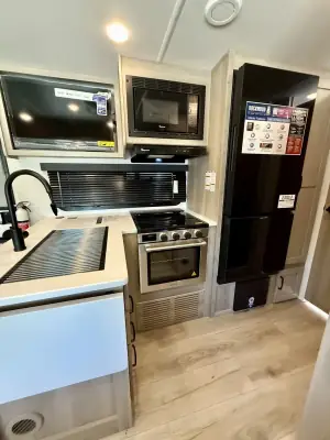 2025 Forest River Rockwood Mini Lite 2519S photo 28