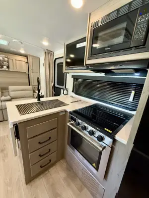 2025 Forest River Rockwood Mini Lite 2519S photo 30