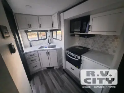 2025 Jayco Jay Feather 21MML photo 8