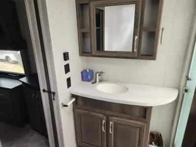 2019 Keystone Montana 3720RL photo 15