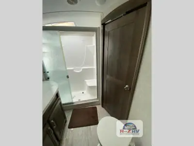 2019 Keystone Montana 3720RL photo 8