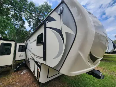 2019 Keystone Montana 3720RL