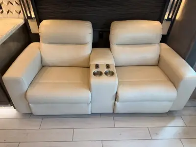2022 Tiffin Motorhomes Allegro Bus 45 OPP photo 15