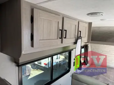 2026 Coachmen Catalina Summit Series 7 164BHX photo 25