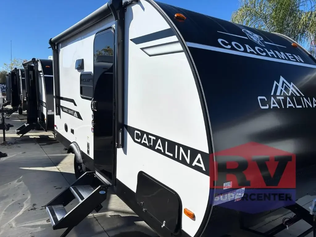 2026 Coachmen Catalina Summit Series 7 164BHX exterior