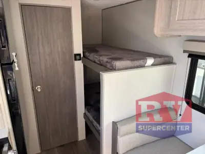 2026 Coachmen Catalina Summit Series 7 164BHX photo 14