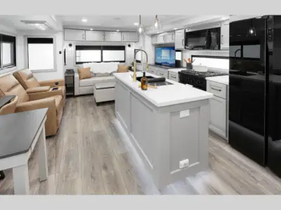 2025 Brinkley Model Z Air 310 photo 38