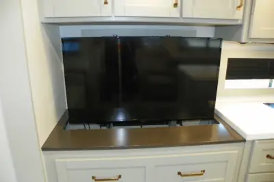 2025 Brinkley Model Z Air 310 photo 18